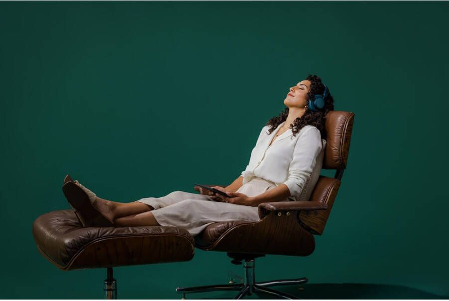 Kobo Sage Zwart 8 Inch 32 Gb(ongeveer 24.000 E books)Spatwaterbestendig